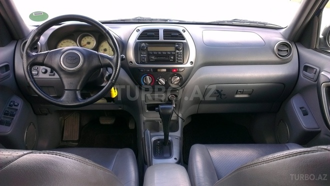 Toyota RAV4 2003, 146,000 km - 2.0 l - Bakı