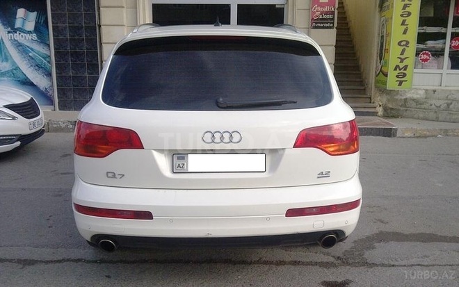 Audi Q7 2007, 171,000 km - 4.2 l - Gəncə