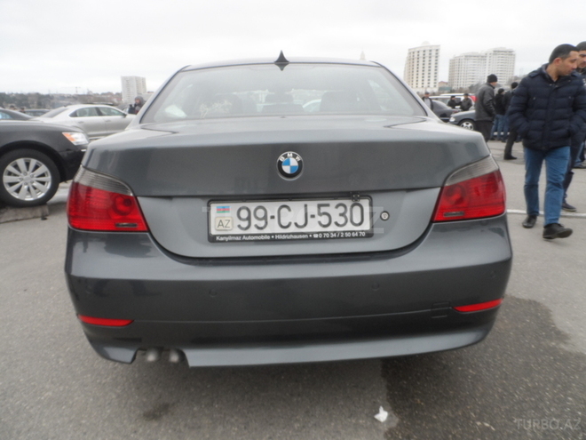 BMW 530 2003, 300,000 km - 3.0 л - Bakı