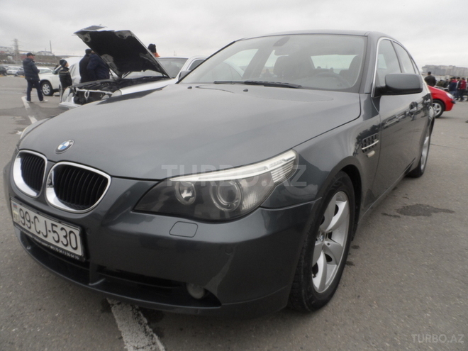 BMW 530 2003, 300,000 km - 3.0 л - Bakı