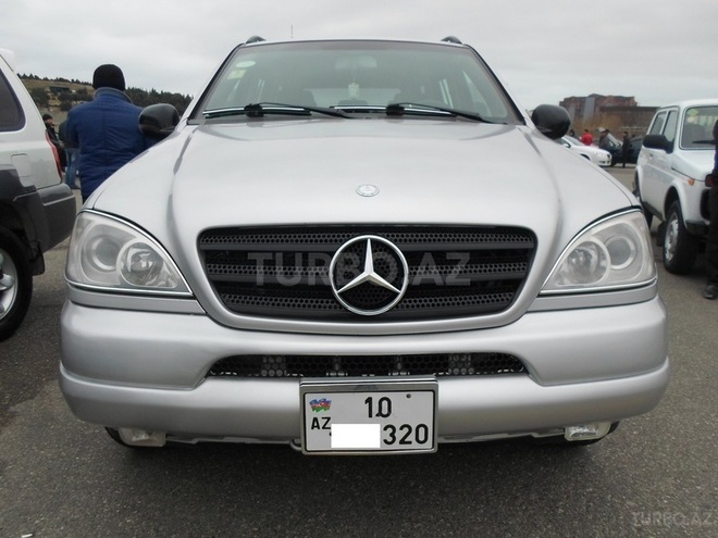Mercedes ML 320 2000, 170,000 km - 3.2 l - Bakı