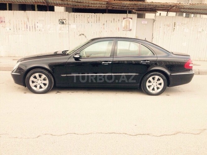 Mercedes E 280 2005, 208,000 km - 2.8 l - Bakı