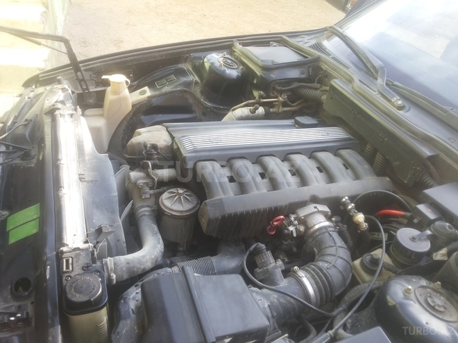 BMW 525 1993, 396,000 km - 2.5 l - Bakı