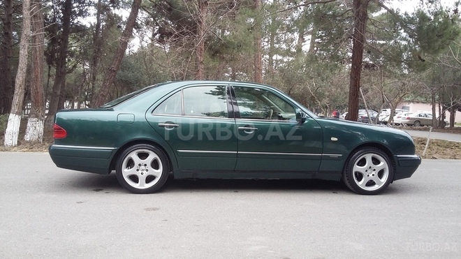 Mercedes E 220 1999, 287,658 km - 2.2 l - Sumqayıt