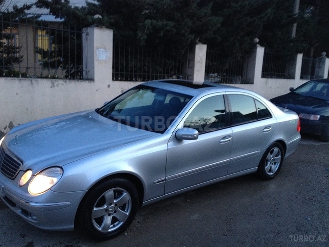 Mercedes E 240 2002, 177,000 km - 2.6 l - Bakı