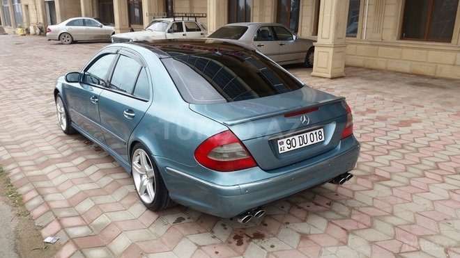 Mercedes E 320 2002, 182,608 km - 3.2 l - Sumqayıt