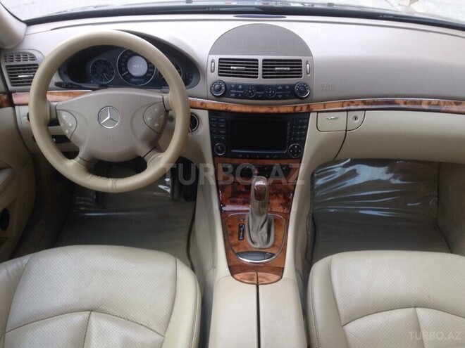 Mercedes E 280 2005, 208,000 km - 2.8 l - Bakı
