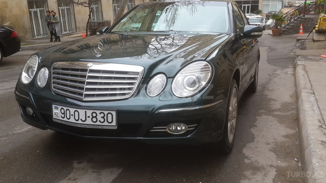 Mercedes E 350 2007, 165,000 km - 3.5 l - Bakı