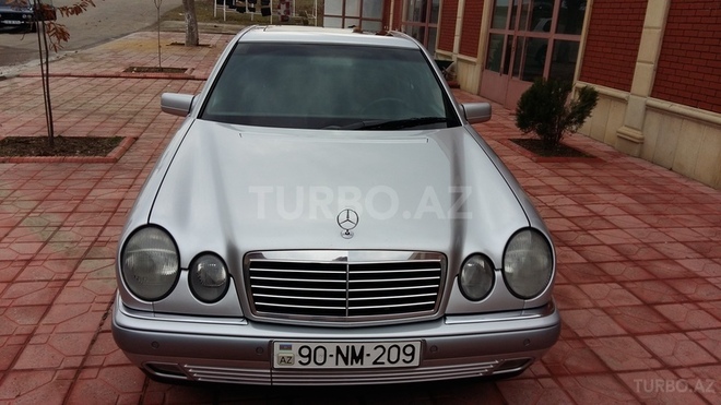 Mercedes E 240 1998, 234,000 km - 2.4 l - Tovuz
