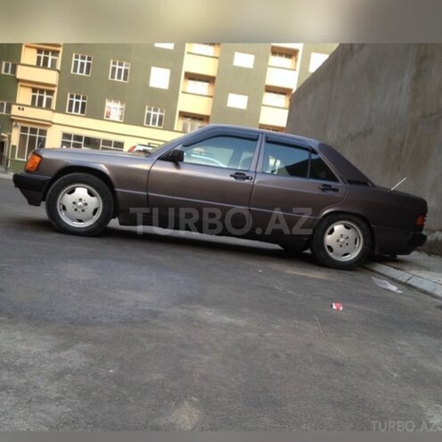 Mercedes 190 1991, 100,000 km - 1.8 л - Bakı