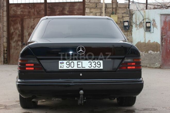 Mercedes E 200 1993, 185,000 km - 2.0 л - Bakı