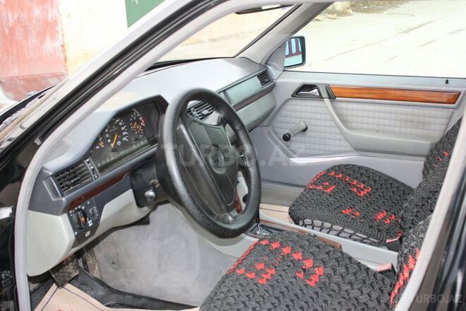 Mercedes E 200 1993, 185,000 km - 2.0 л - Bakı