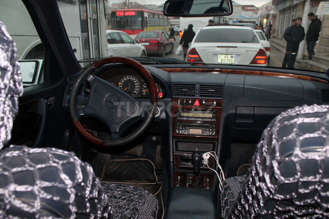 Mercedes C 240 1999, 210,000 km - 2.4 l - Bakı