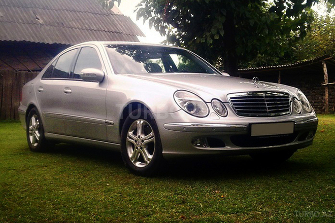 Mercedes E 300 2005, 200,000 km - 3.0 l - Bakı
