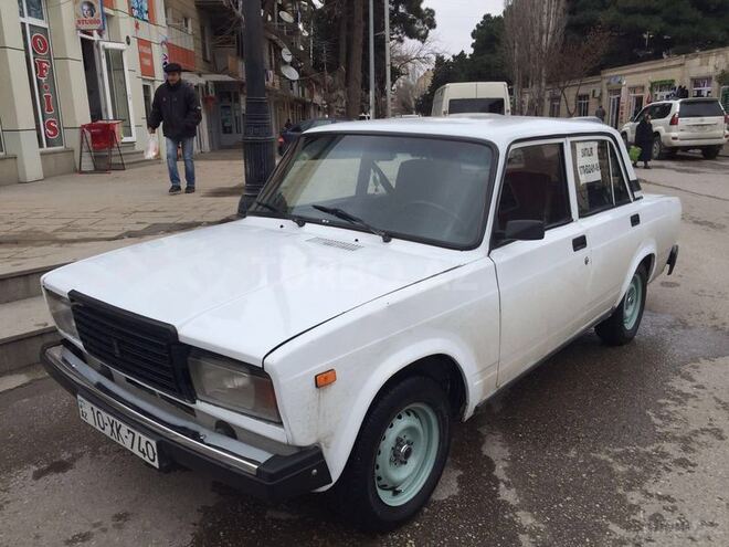 LADA (VAZ) 2107 1990, 180,000 km - 1.6 л - Bakı