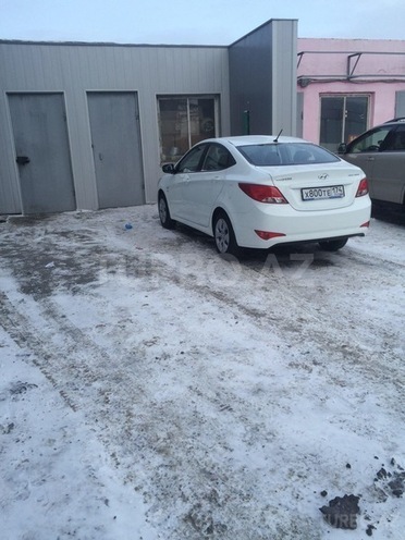 Hyundai Accent 2015, 2,700 km - 1.6 л - Bakı