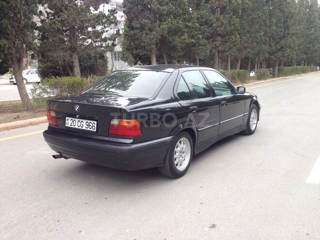 BMW 316 1992, 250,000 km - 1.6 l - Sumqayıt