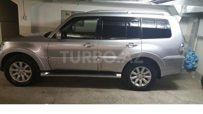 Mitsubishi Pajero 2009, 630,050 km - 3.0 l - Bakı