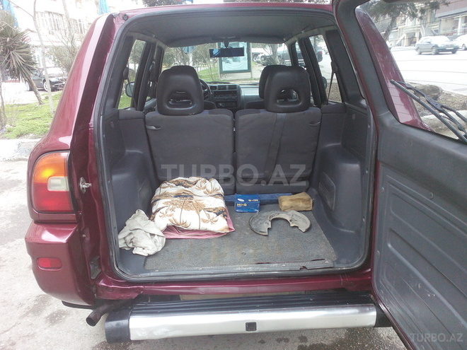 Toyota RAV4 1996, 258,380 km - 2.0 l - Bakı