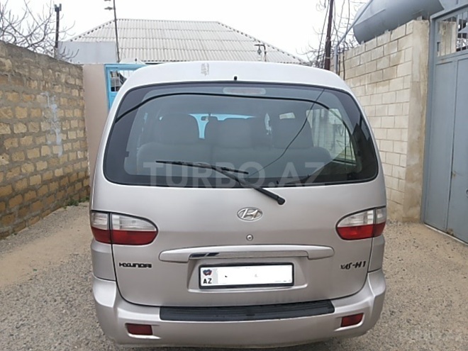 Hyundai H-1 2005, 352,000 km - 2.5 л - Bakı