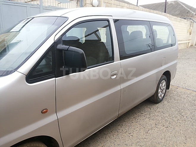 Hyundai H-1 2005, 352,000 km - 2.5 л - Bakı