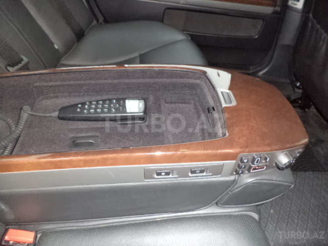 BMW 750 2006, 179,000 km - 4.4 л - Bakı