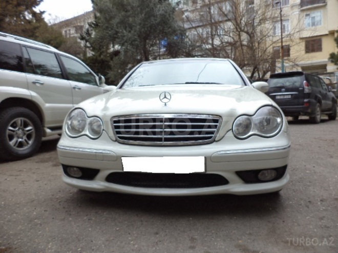 Mercedes C 230 2007, 81,000 km - 2.5 л - Bakı