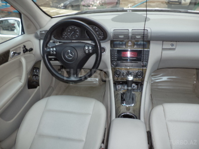 Mercedes C 230 2007, 81,000 km - 2.5 л - Bakı