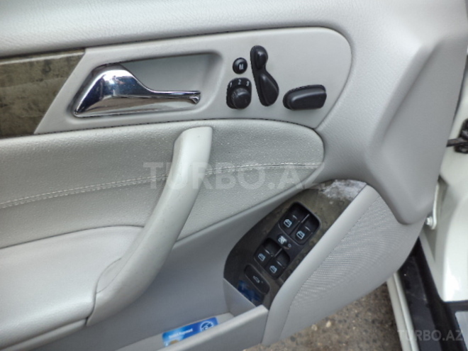 Mercedes C 230 2007, 81,000 km - 2.5 л - Bakı
