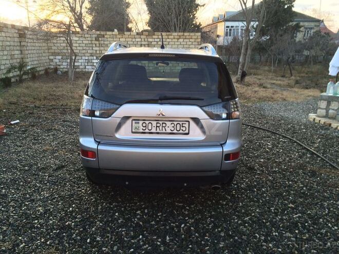 Mitsubishi Outlander 2007, 130,000 km - 2.5 l - Bakı