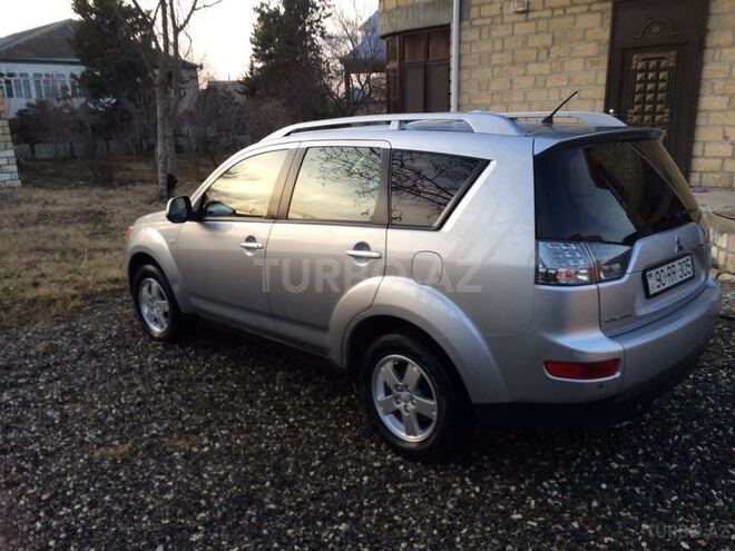 Mitsubishi Outlander 2007, 130,000 km - 2.5 l - Bakı