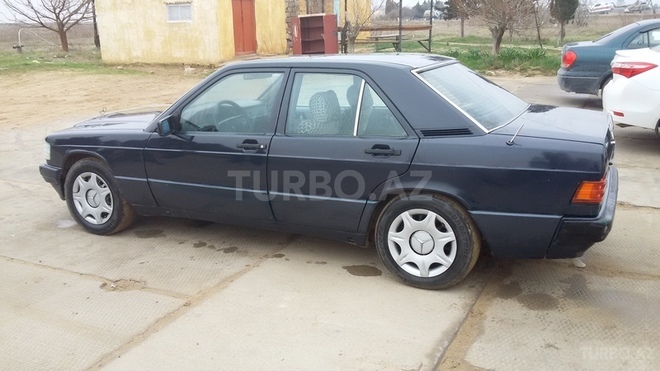 Mercedes 190 1990, 260,000 km - 2.0 l - Bakı