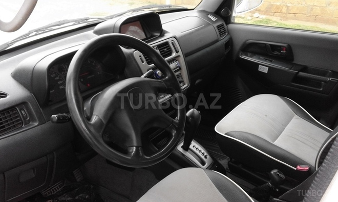 Mitsubishi Pajero io 1999, 188,350 km - 2.0 l - Bakı