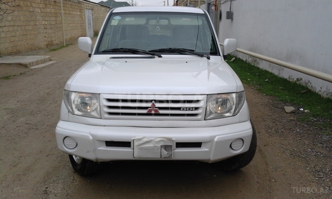 Mitsubishi Pajero io 1999, 188,350 km - 2.0 l - Bakı