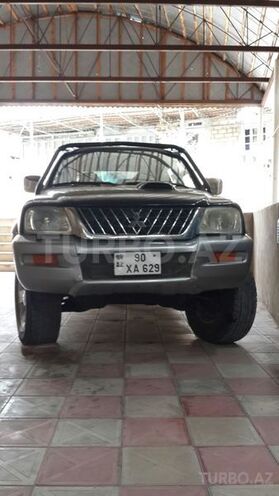 Mitsubishi L200 2002, 215,000 km - 2.5 l - Bakı