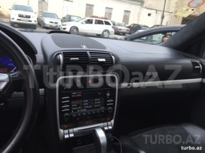Porsche Cayenne 2009, 63,000 km - 4.8 l - Bakı