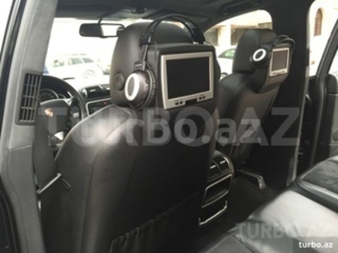 Porsche Cayenne 2009, 63,000 km - 4.8 l - Bakı
