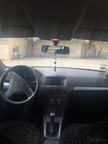 Opel Astra 2004, 216,000 km - 1.6 l - Mingəçevir
