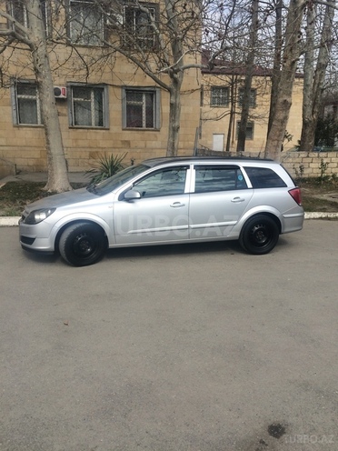 Opel Astra 2004, 216,000 km - 1.6 l - Mingəçevir