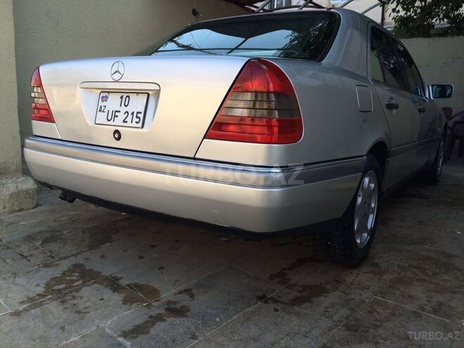 Mercedes C 220 1995, 230,000 km - 2.2 l - Bakı