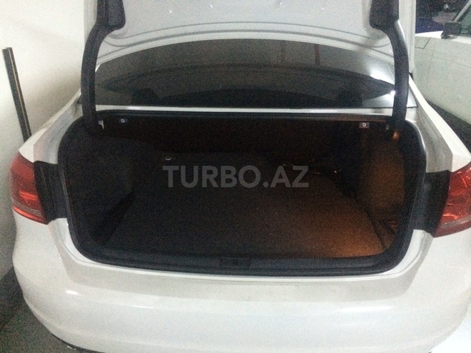 Volkswagen Passat 2013, 34,700 km - 2.5 l - Bakı