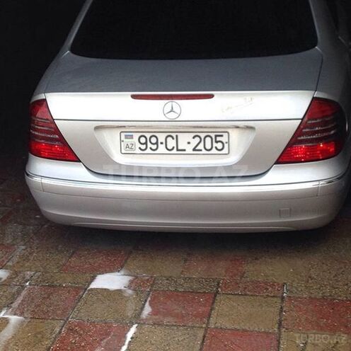 Mercedes E 220 2002, 324,000 km - 2.2 l - Bakı
