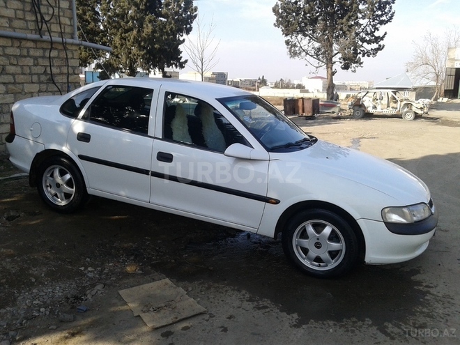 Opel Vectra 1998, 210,000 km - 1.8 l - Gəncə