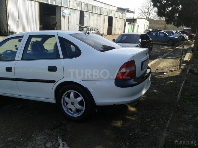 Opel Vectra 1998, 210,000 km - 1.8 l - Gəncə