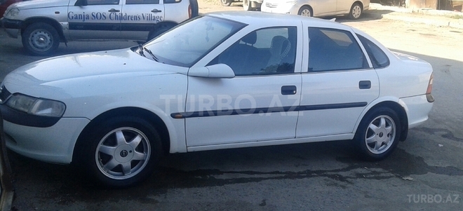 Opel Vectra 1998, 210,000 km - 1.8 l - Gəncə