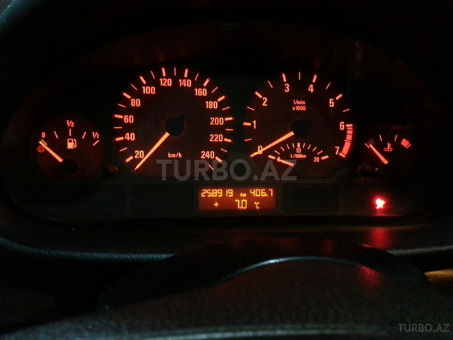 BMW 323 2000, 259,000 km - 2.5 l - Bakı