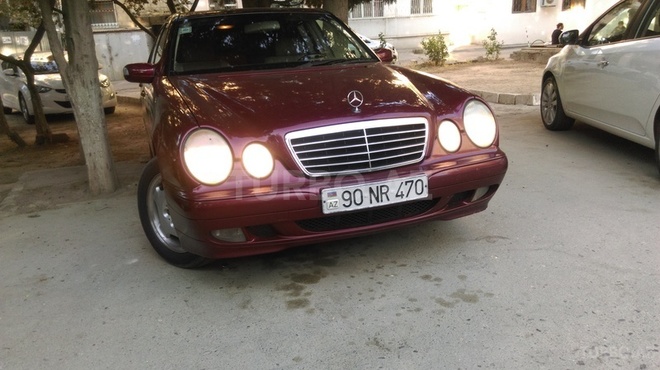 Mercedes E 240 2000, 250,000 km - 1.6 l - Bakı