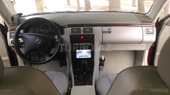 Mercedes E 240 2000, 250,000 km - 1.6 l - Bakı