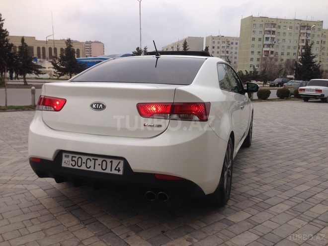 Kia Cerato Koup 2010, 135,000 km - 2.0 l - Sumqayıt