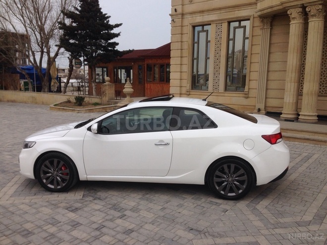 Kia Cerato Koup 2010, 135,000 km - 2.0 l - Sumqayıt
